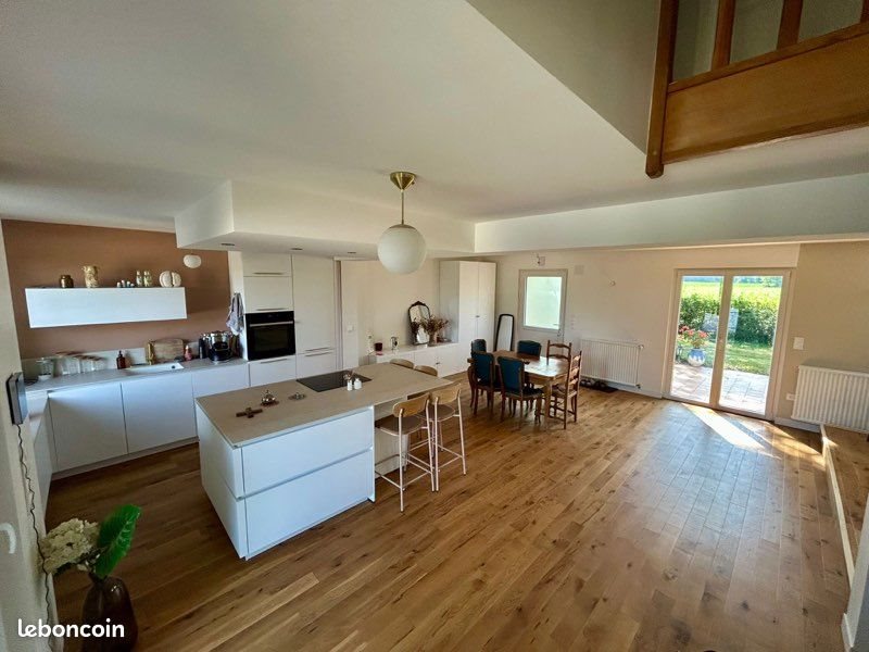 Maison à vendre, 130m², Sarrigné