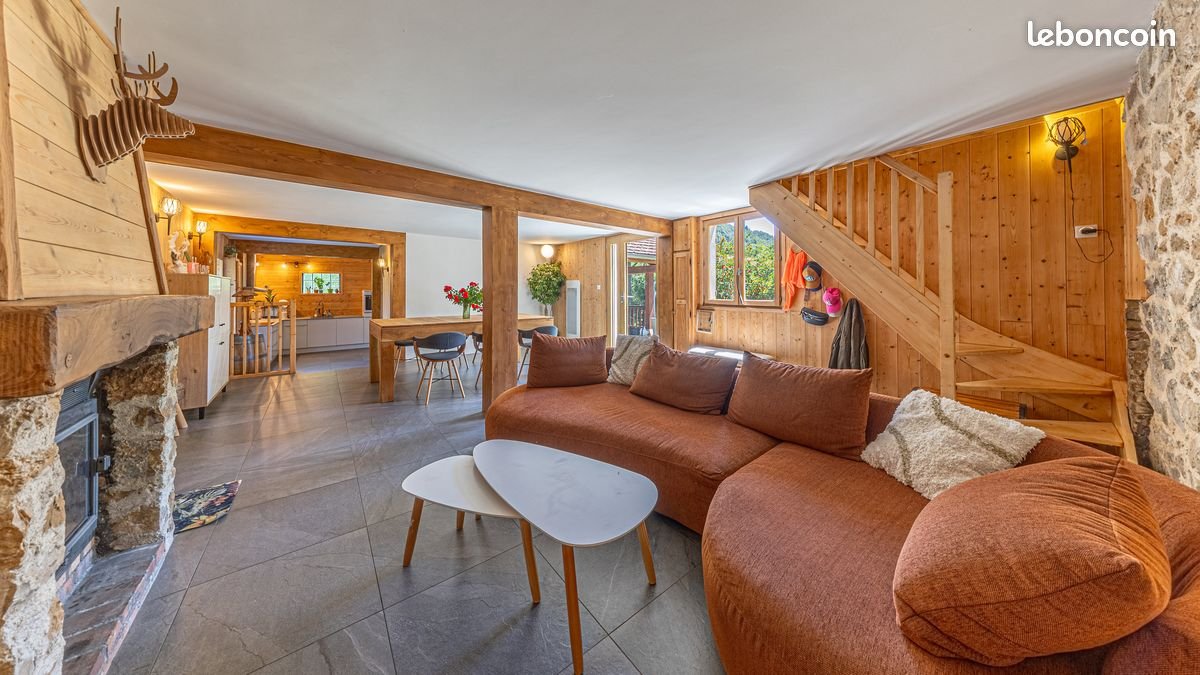 Maison à vendre, 130m², Chanaz