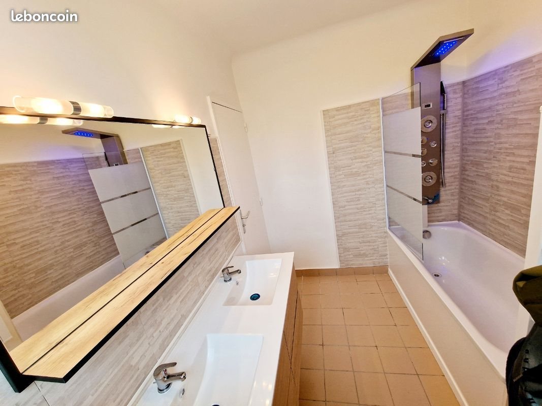Appartement à louer, 70m², Thiviers