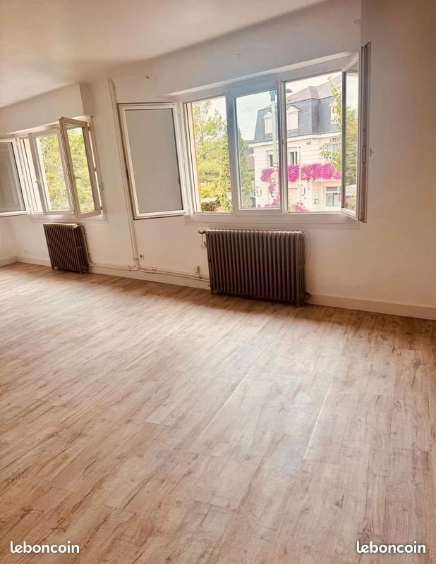 Maison à louer, 90m², Artix
