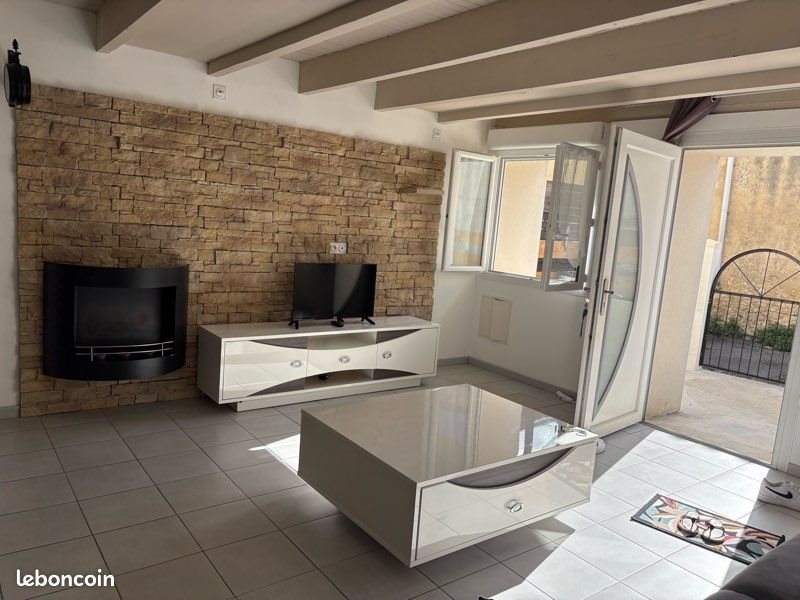 Maison à louer, 68m², Rochefort