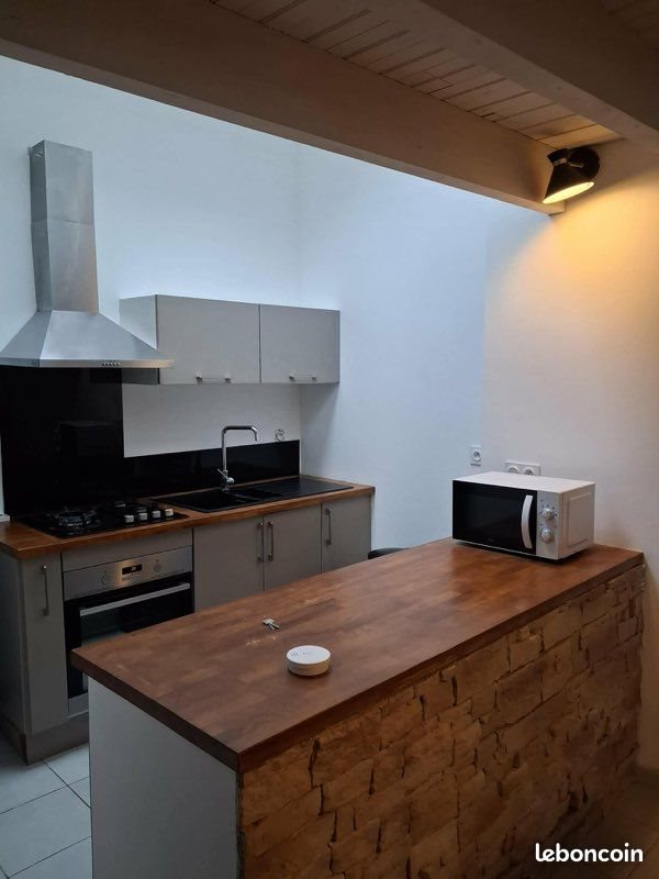 Maison à louer, 68m², Rochefort