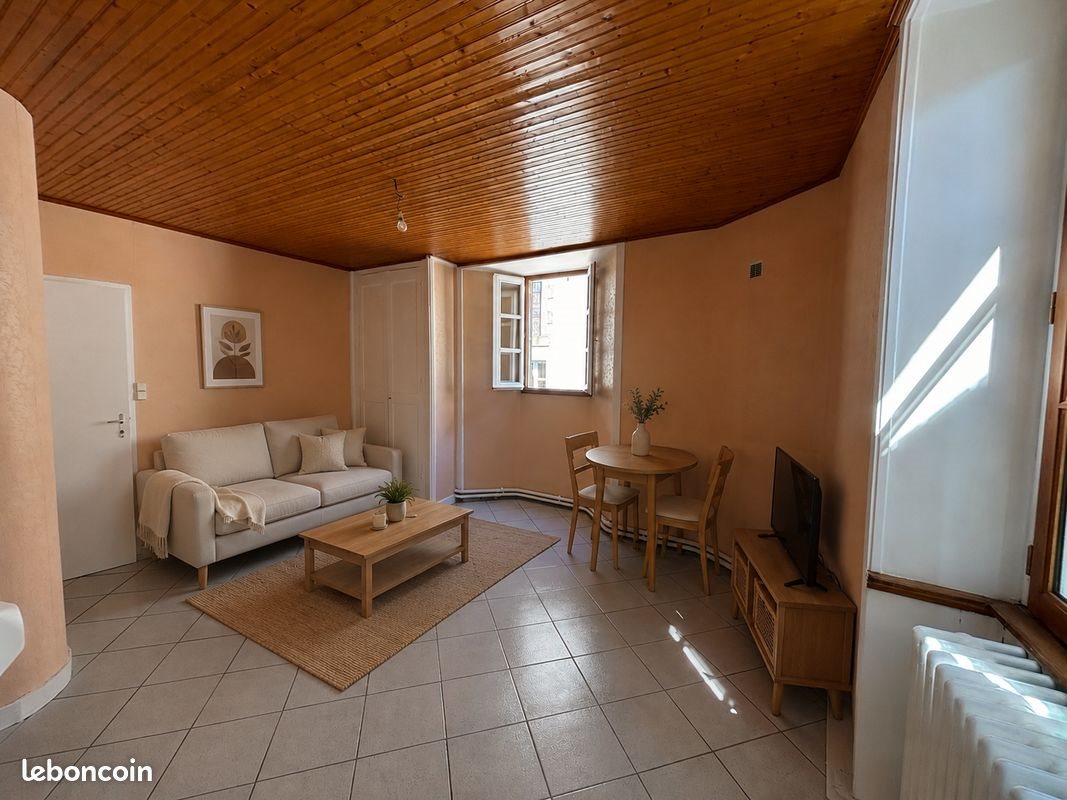 Appartement à louer, 33m², Le Dorat