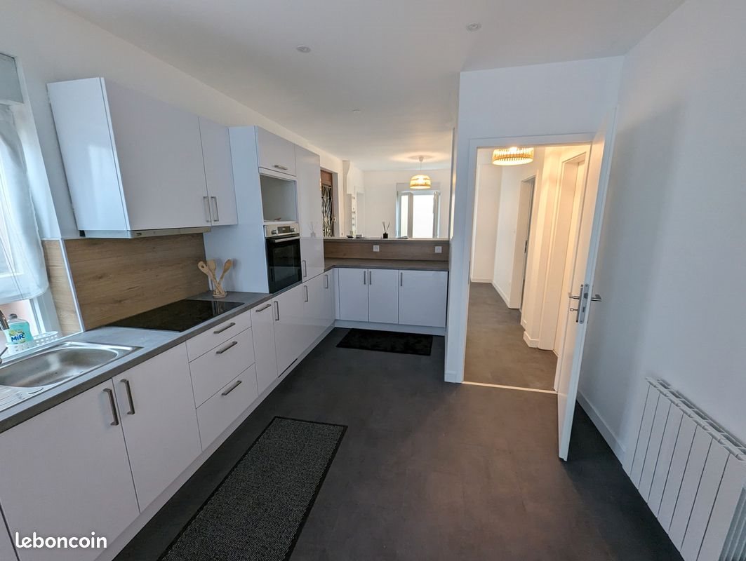 Appartement à louer, 82m², Hoenheim