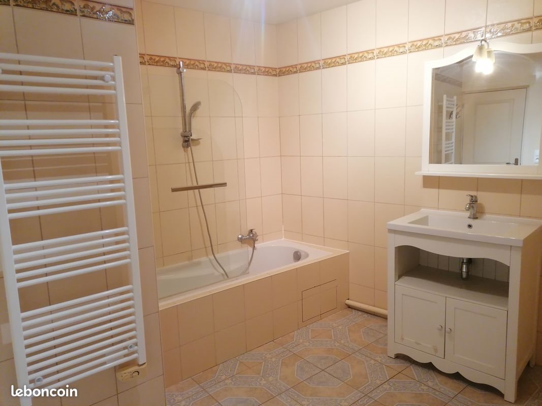 Maison à louer, 159m², Misy-sur-Yonne