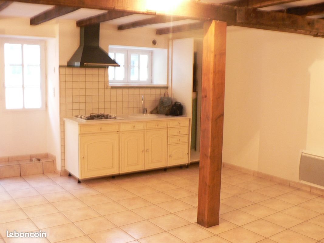 Maison à louer, 50m², Bretenoux