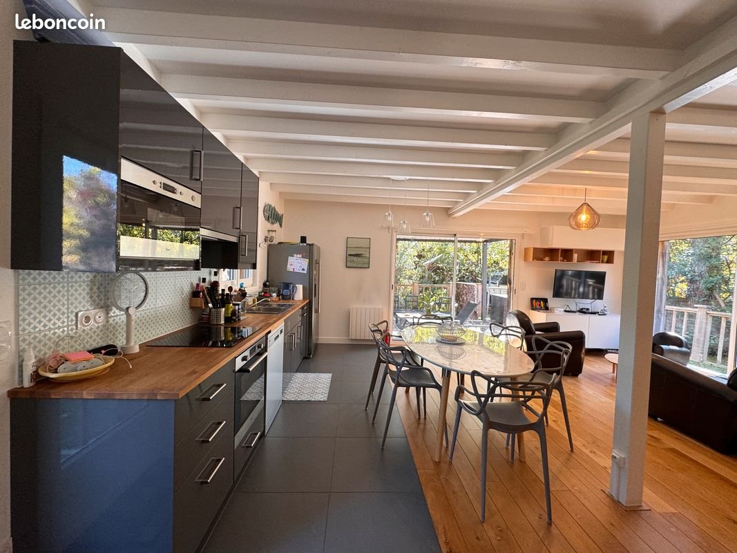 Maison à louer, 95m², Lège-Cap-Ferret