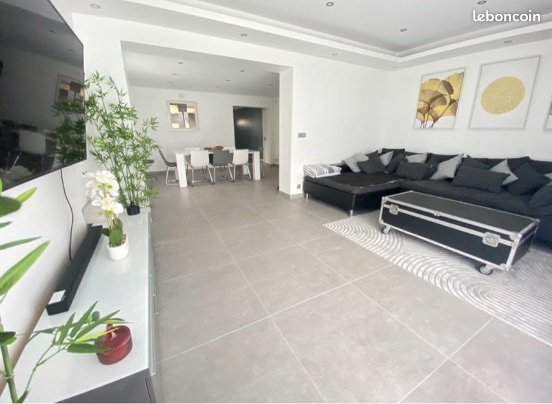 Maison à vendre, 245m², Claye-Souilly