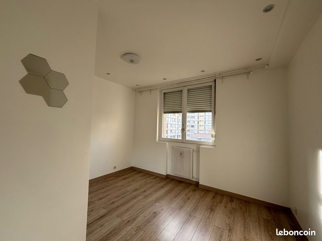 Appartement à vendre, 74m², Saint-Étienne