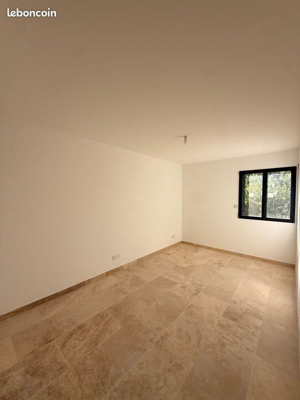 Maison à louer, 110m², Ceyreste