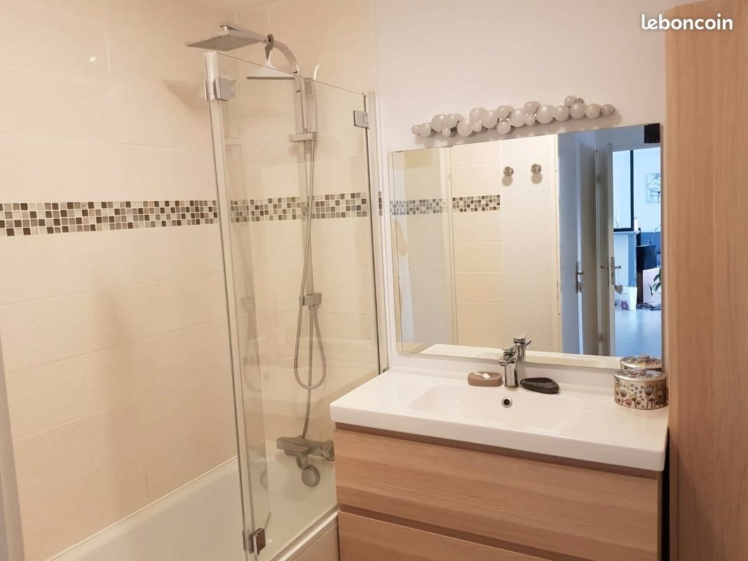 Appartement à louer, 66m², Lyon 8ème