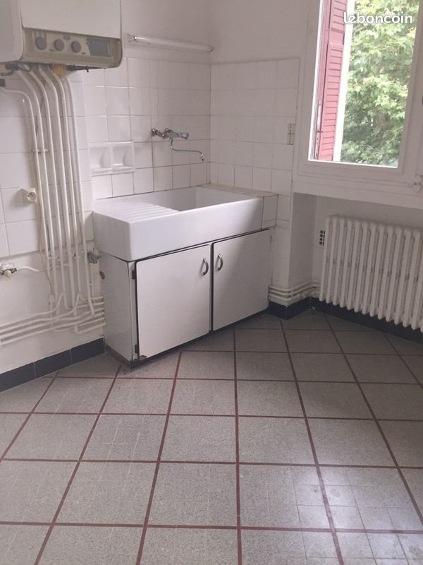 Appartement à louer, 35m², Unieux