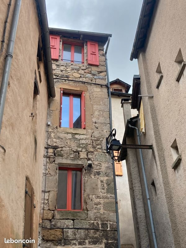 Maison à louer, 79m², Florac