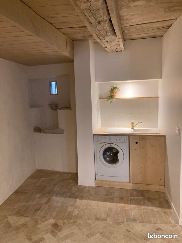 Maison à louer, 79m², Florac