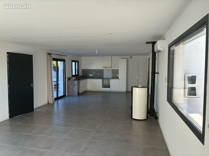 Maison à louer, 105m², Fons