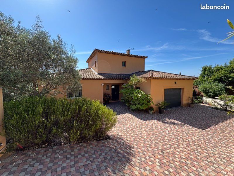 Maison à vendre, 160m², La Crau
