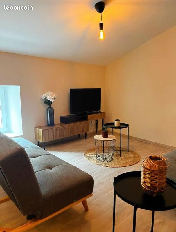 Appartement à louer, 84m², Mirepoix