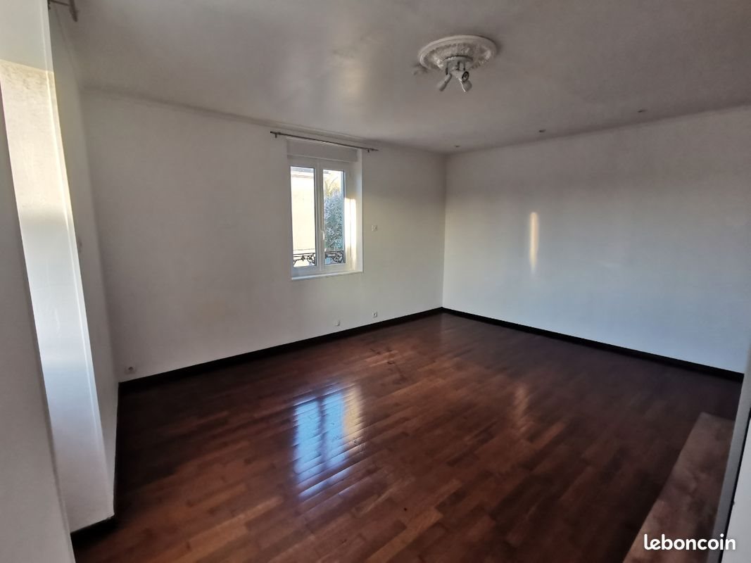 Maison à louer, 98m², Mozé-sur-Louet