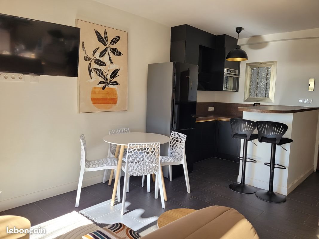 Appartement à louer, 30m², Saint-Laurent-du-Var