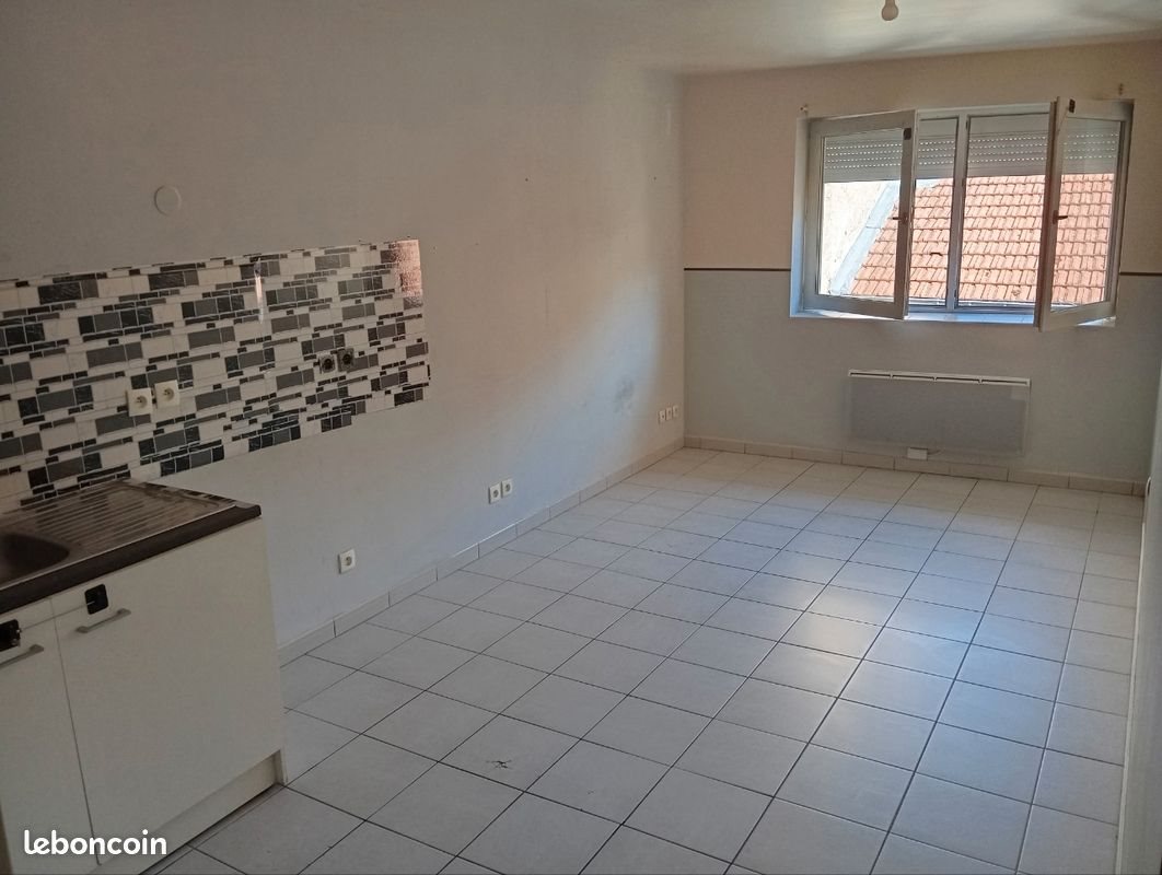 Appartement à louer, 60m², Vézelise