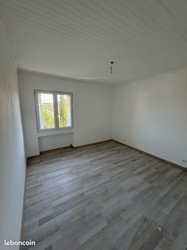 Maison à louer, 67m², Alès