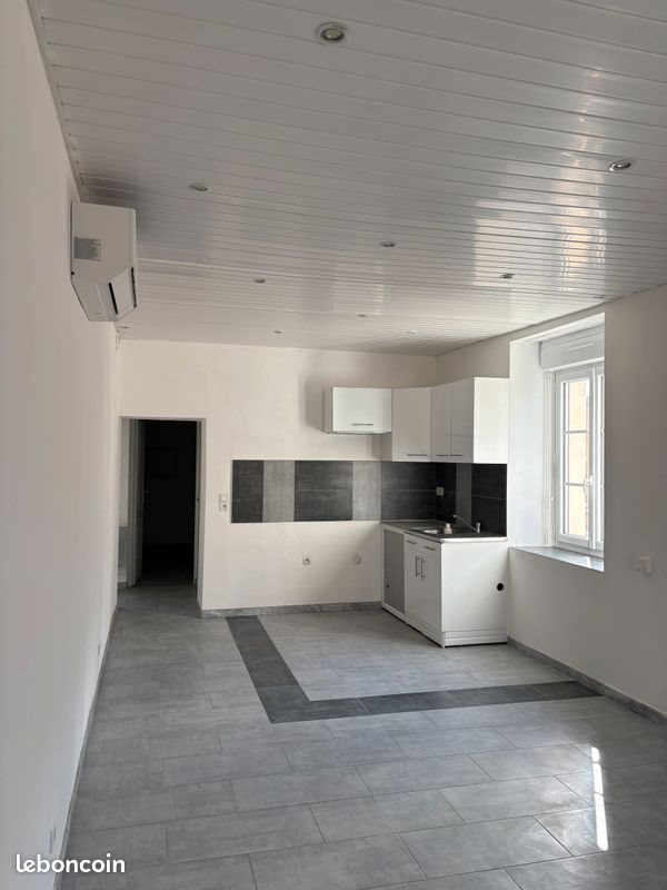 Maison à louer, 43m², Villaines-la-Gonais