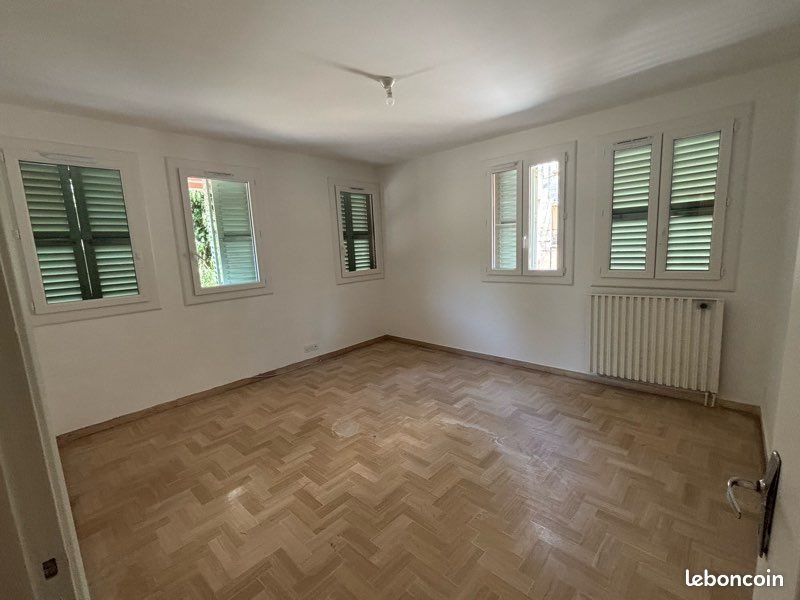 Appartement à louer, 53m², Bastia