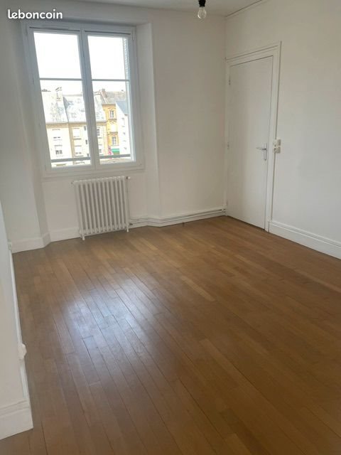 Appartement à louer, 57m², Charleville-Mézières