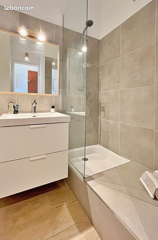 Appartement à louer, 30m², Théoule-sur-Mer