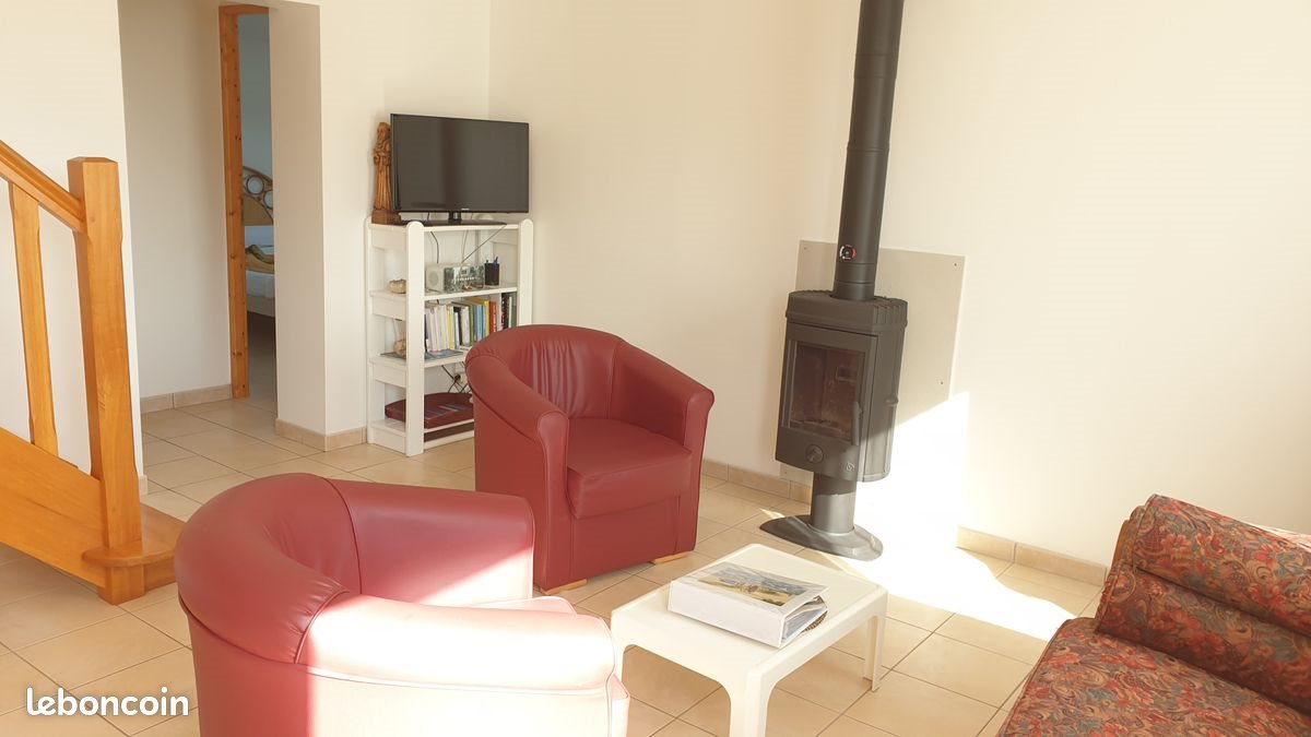 Maison à louer, 85m², Saint-Ségal