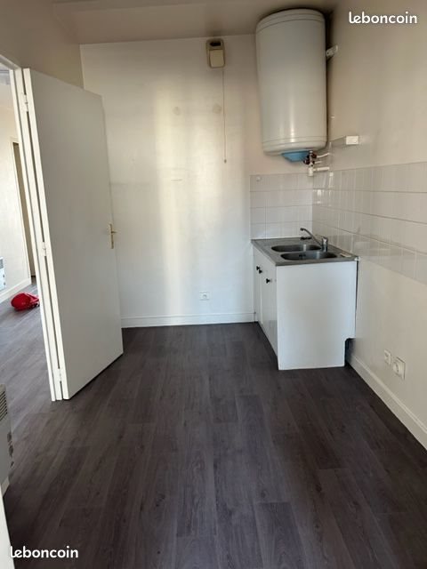 Appartement à louer, 803m², Montbrison