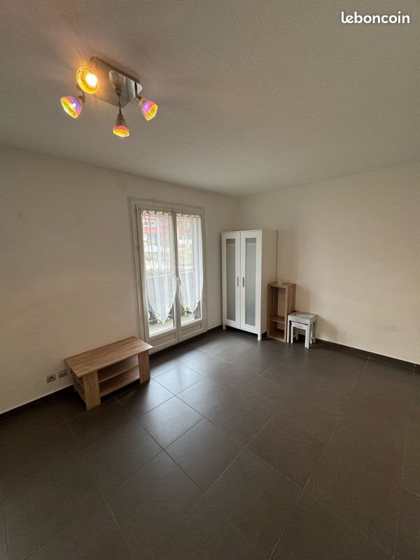 Appartement à louer, 30m², Gex