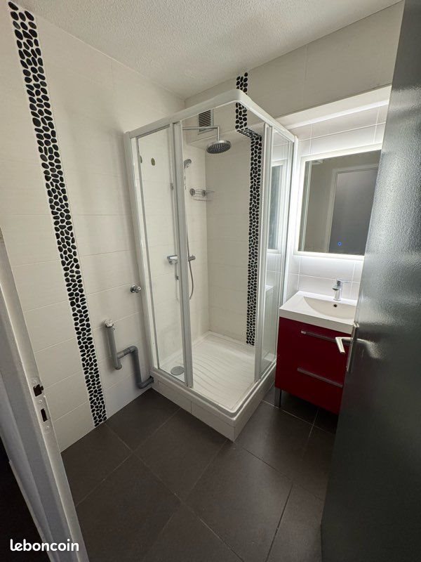 Appartement à louer, 30m², Gex