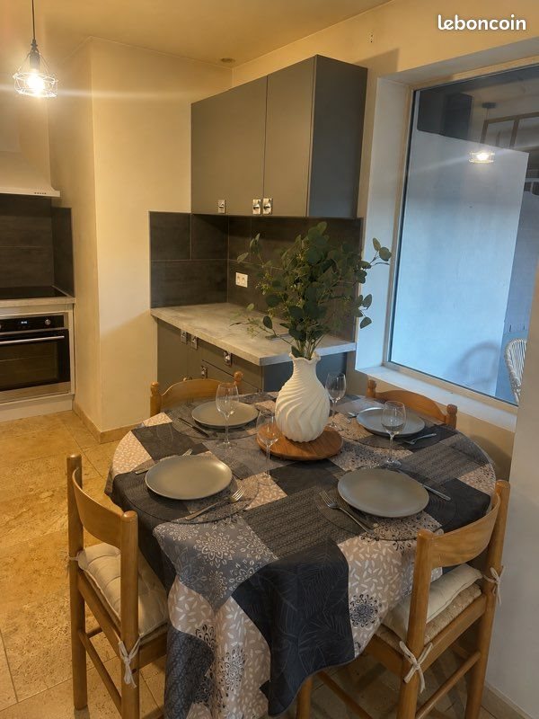 Appartement à louer, 65m², Carpentras