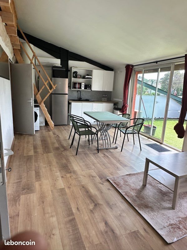 Appartement à louer, 45m², Cogolin