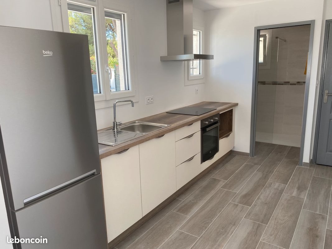 Maison à vendre, 50m², Saint-Mitre-les-Remparts