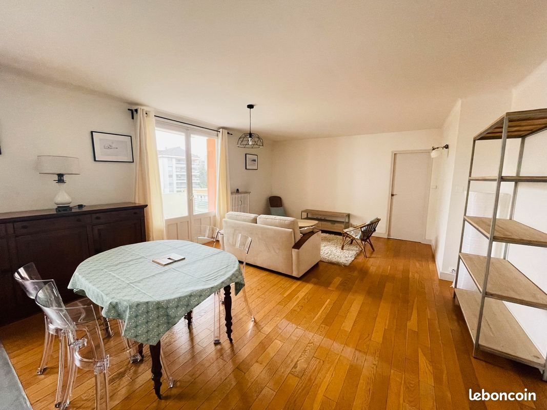 Appartement à louer, 84m², Annecy