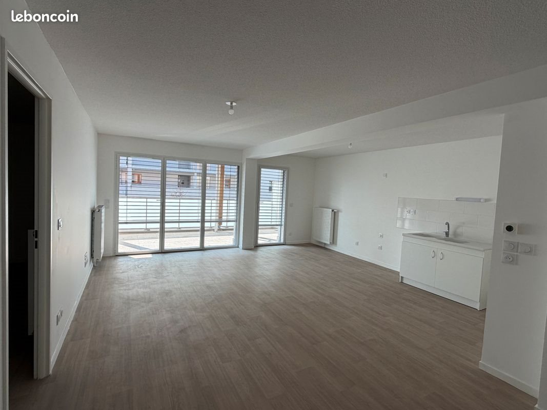Appartement à louer, 68m², Bordeaux