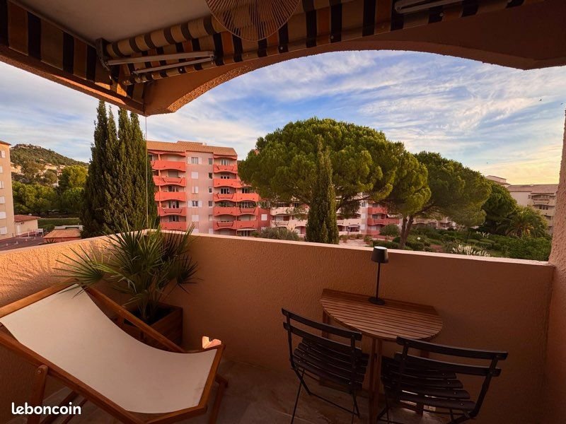 Appartement à vendre, 49m², Hyères