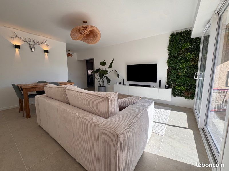 Appartement à vendre, 49m², Hyères