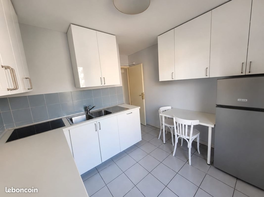 Appartement à louer, 77m², Grenoble