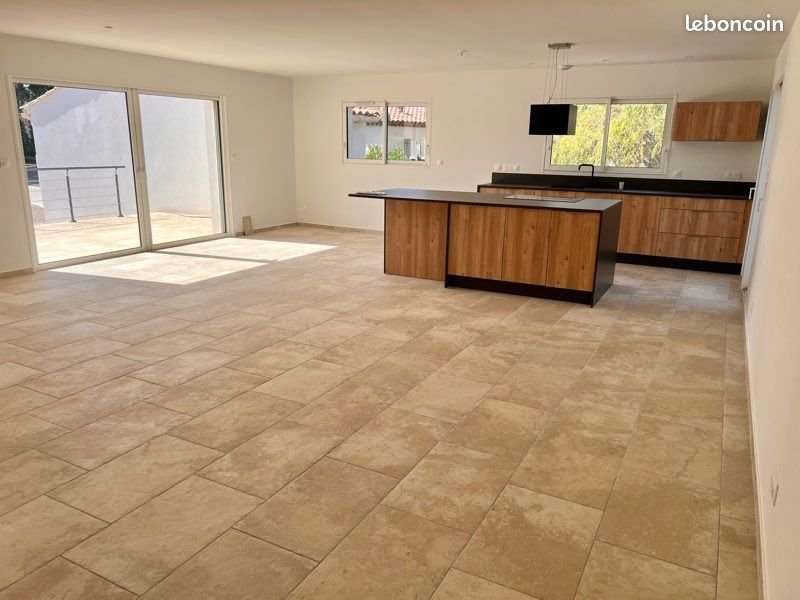 Maison à vendre, 130m², La Barben