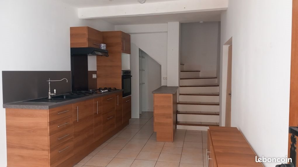 Maison à louer, 50m², Lorgues