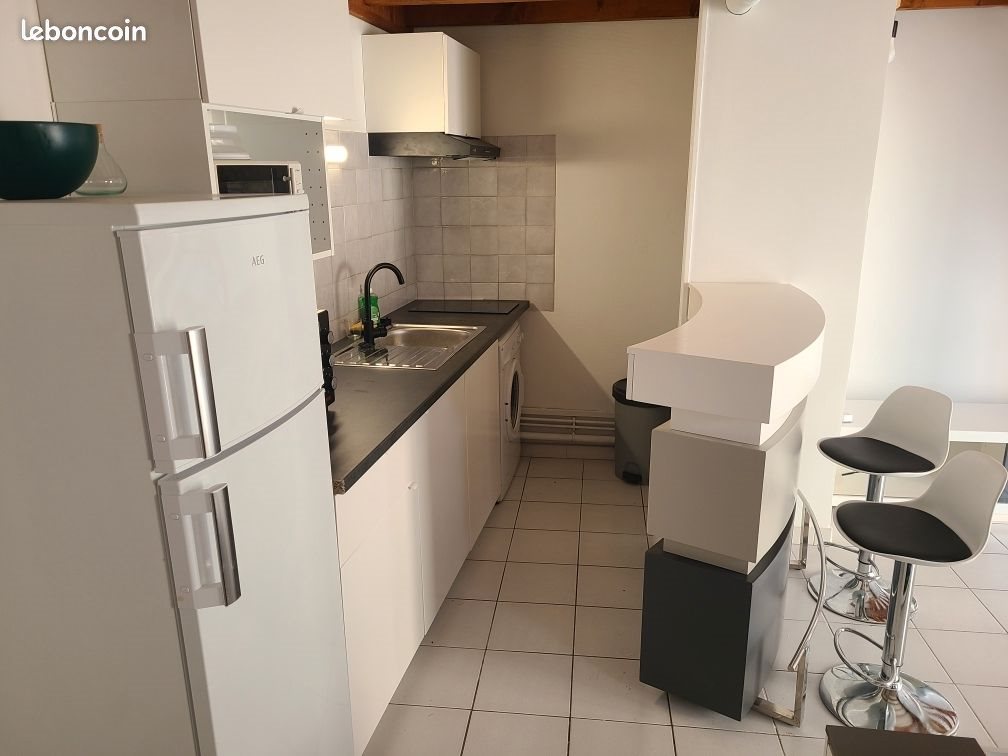 Appartement à louer, 42m², Saint-Brès