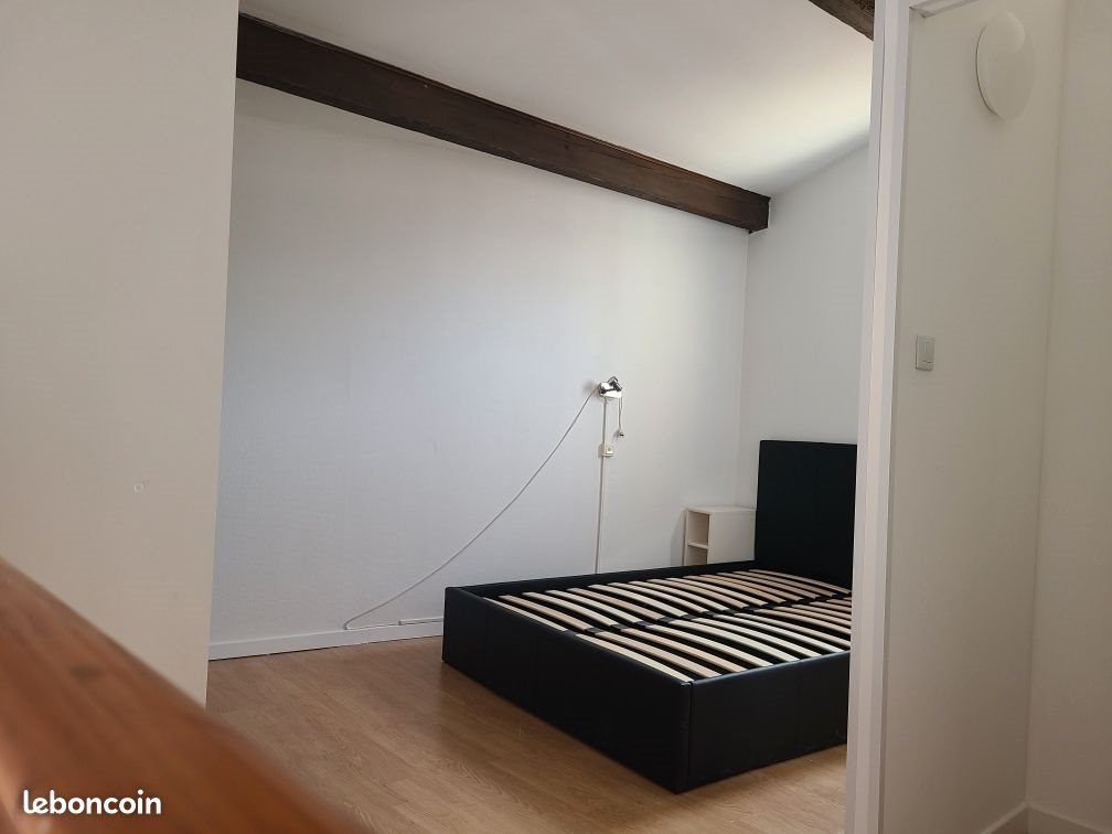 Appartement à louer, 42m², Saint-Brès