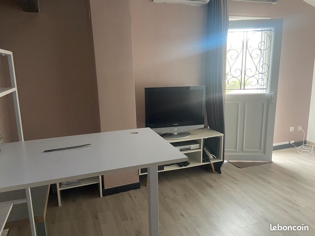 Appartement à louer, 28m², Bezouce
