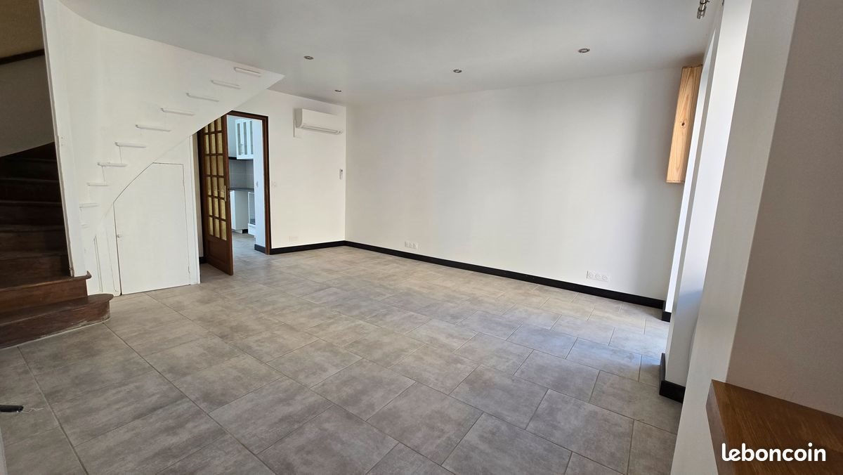 Appartement à louer, 80m², Charolles