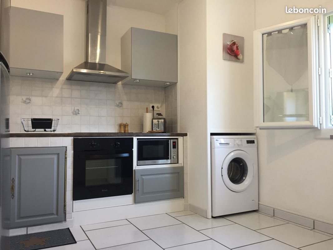 Appartement à louer, 45m², Signes