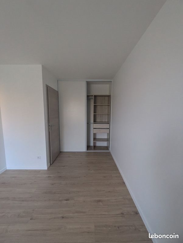 Appartement à louer, 72m², Saône