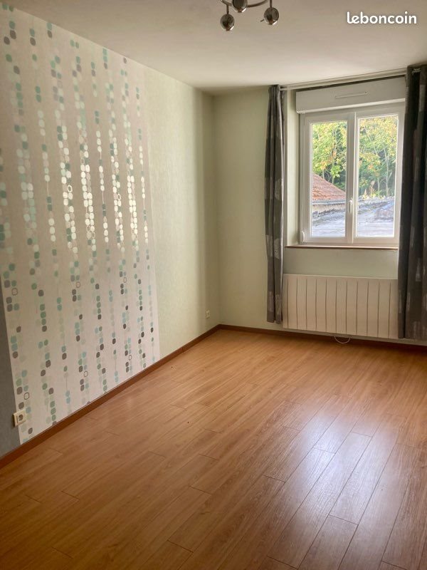 Maison à louer, 130m², Neufchâtel-sur-Aisne